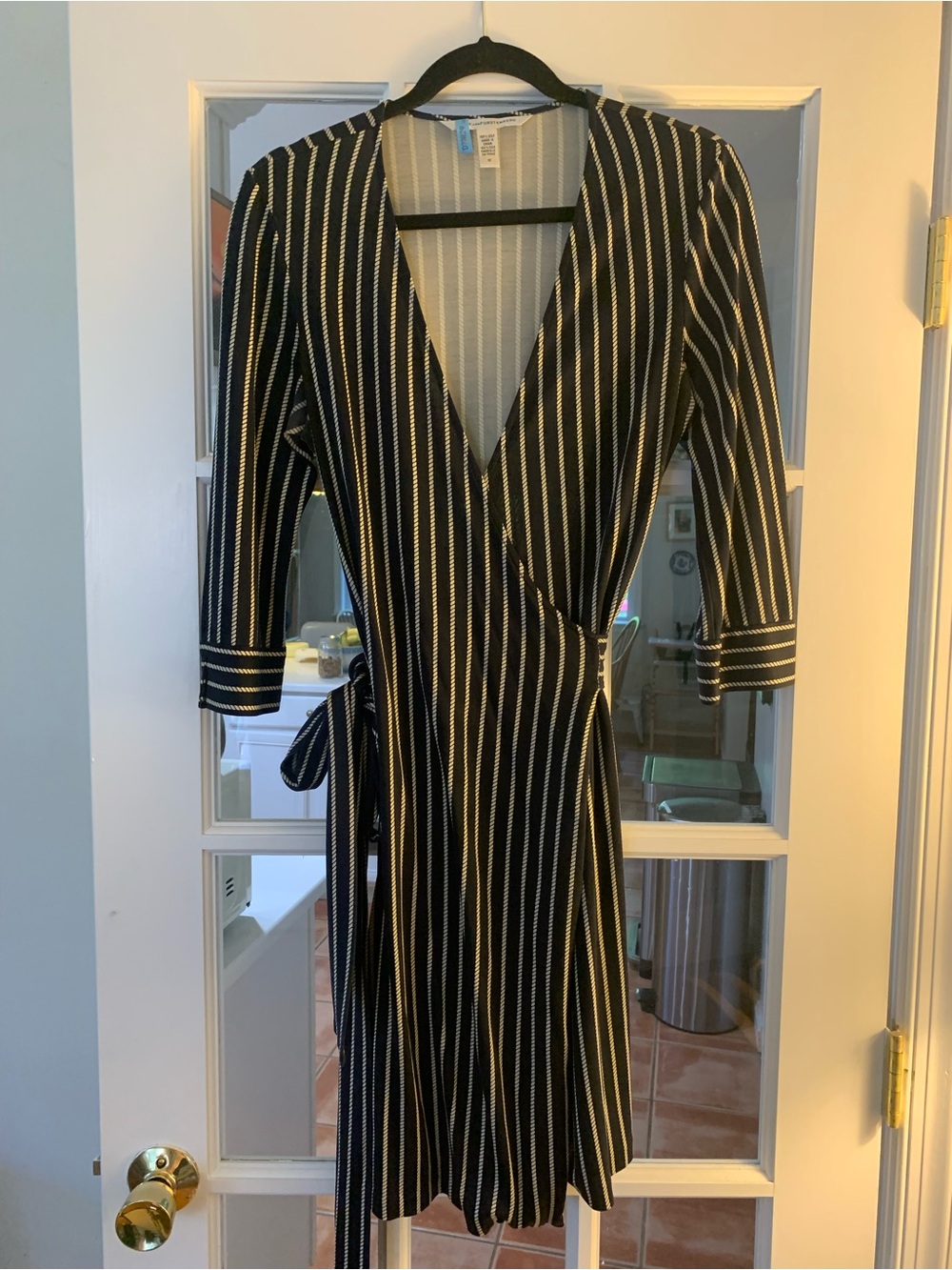 Diane Von Furstenberg Black and White Vertical Stripe Wrap Midi Dress 100% silk